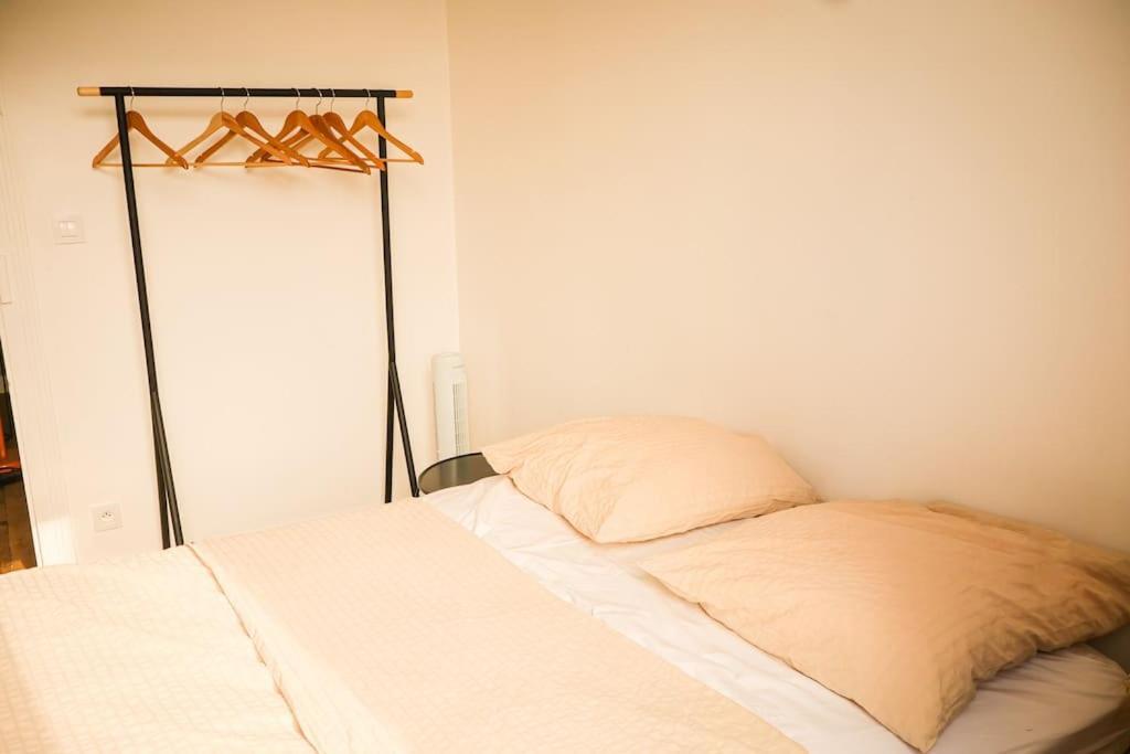 Maginot Apartment Tours Bagian luar foto