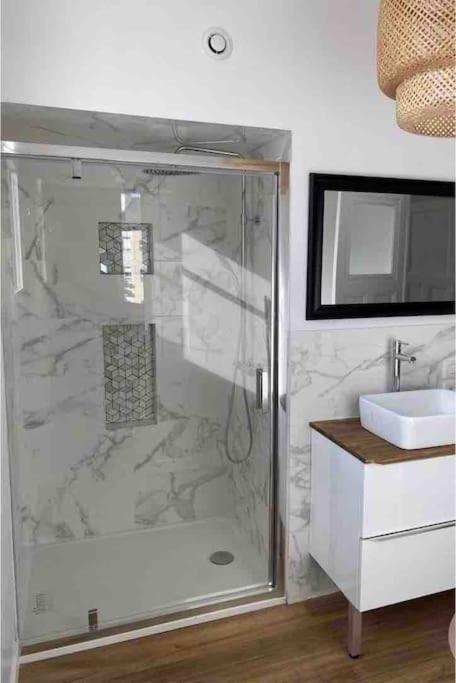Maginot Apartment Tours Bagian luar foto